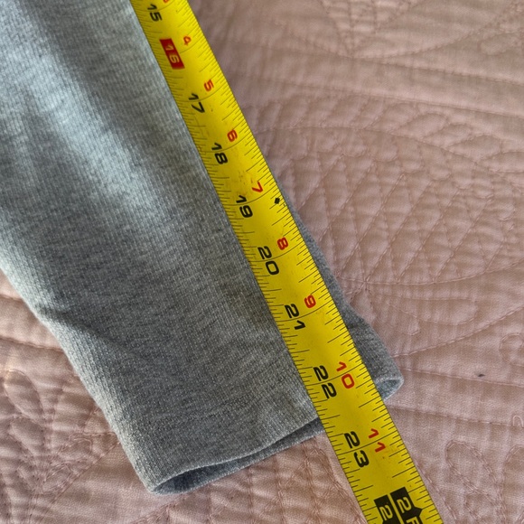 L.L. Bean Woman’s Heather Gray Hoodie Top - Picture 13 of 14